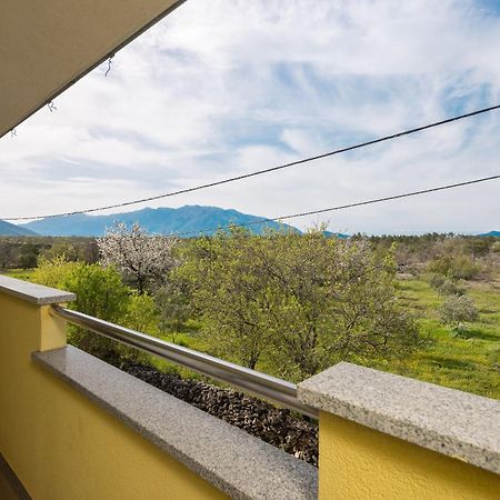 Holiday Residence Maja Katuni ภายนอก รูปภาพ