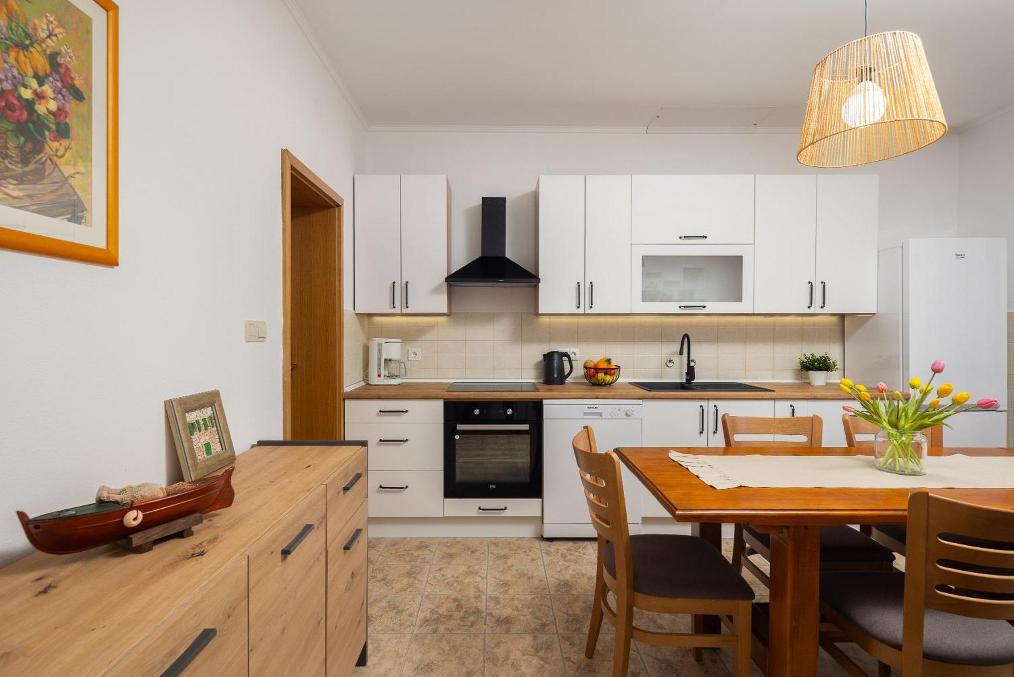 Holiday Residence Maja Katuni ภายนอก รูปภาพ