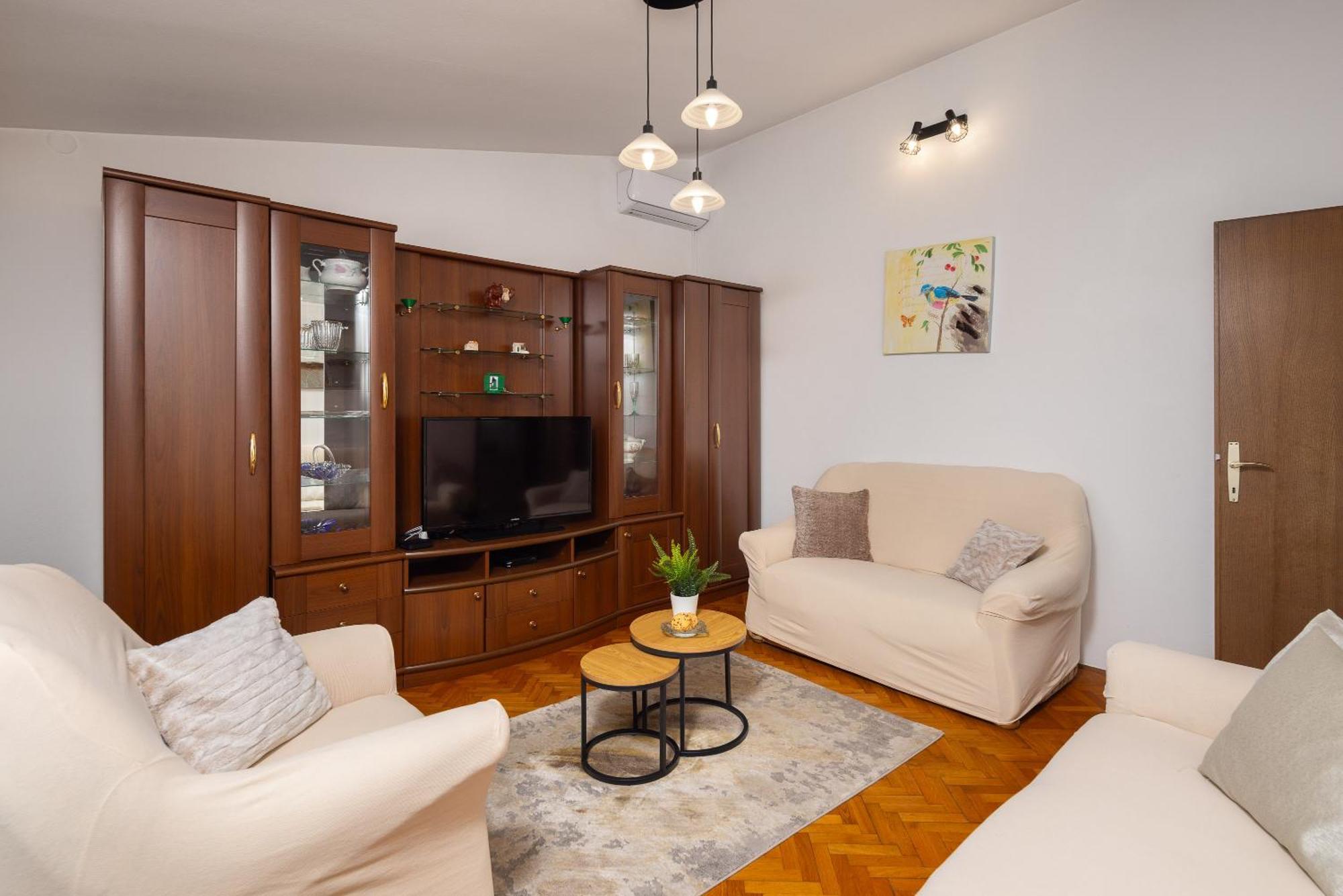 Holiday Residence Maja Katuni ภายนอก รูปภาพ