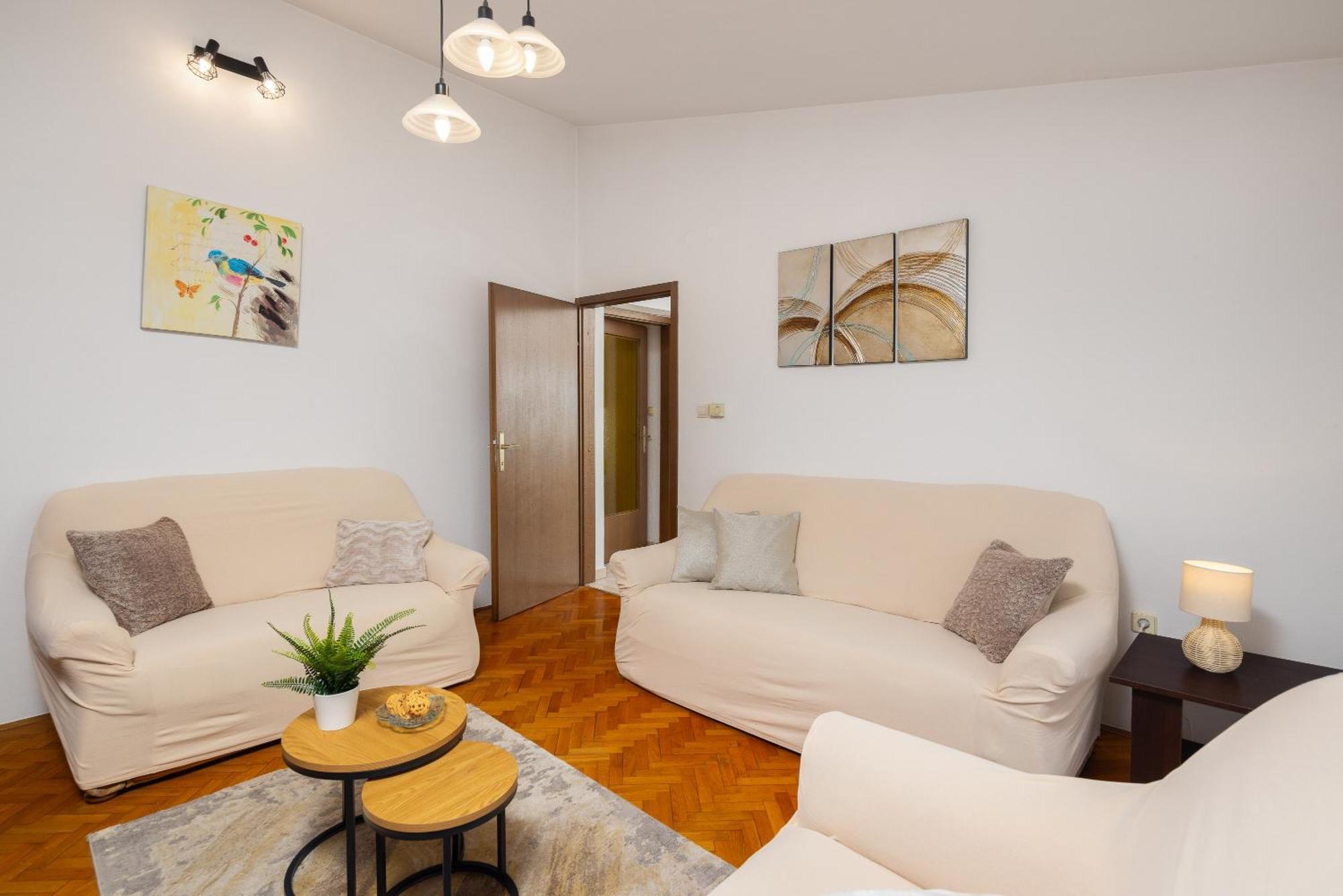 Holiday Residence Maja Katuni ภายนอก รูปภาพ
