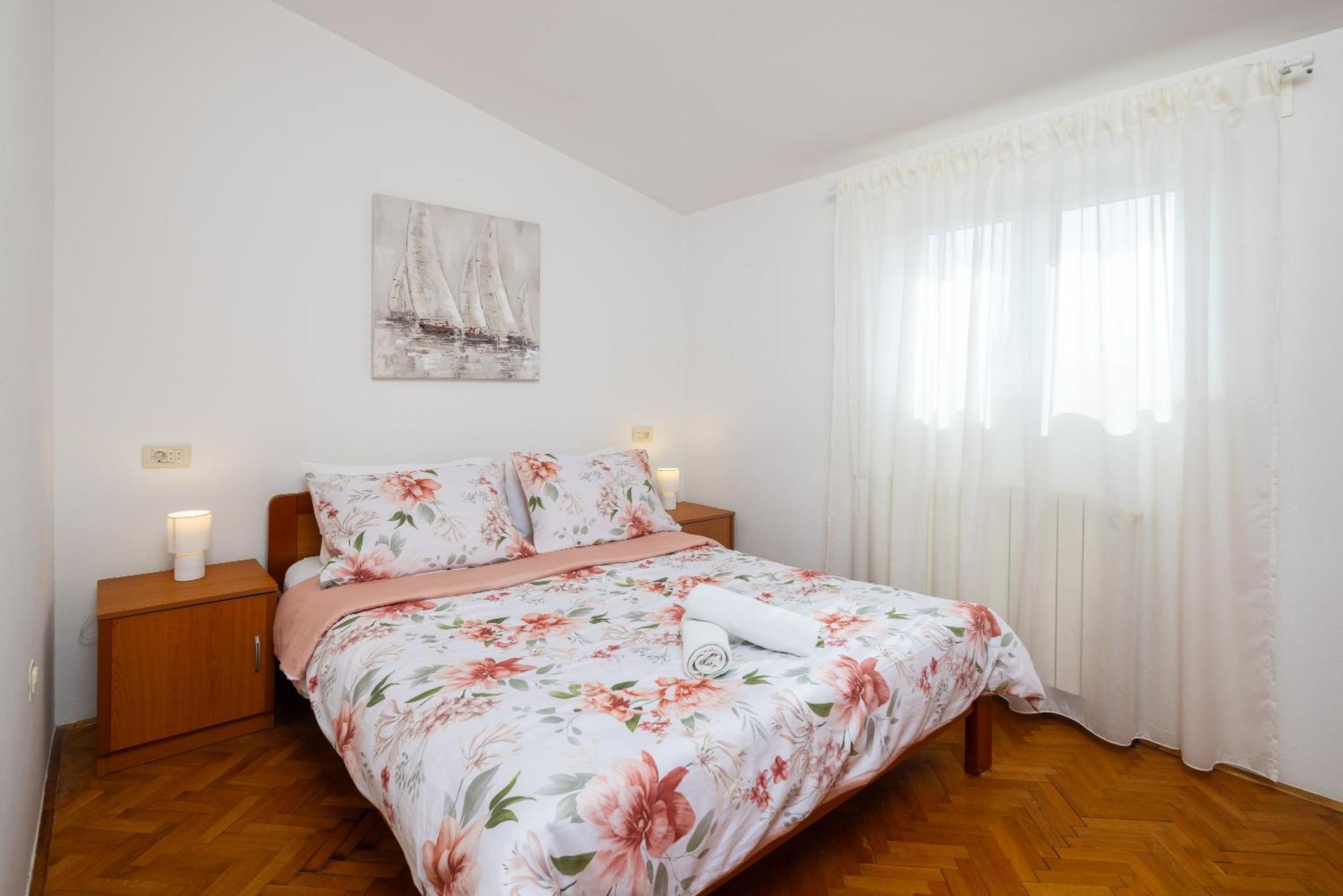 Holiday Residence Maja Katuni ภายนอก รูปภาพ