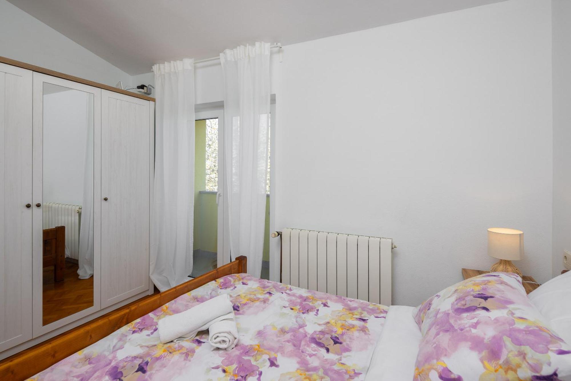 Holiday Residence Maja Katuni ภายนอก รูปภาพ