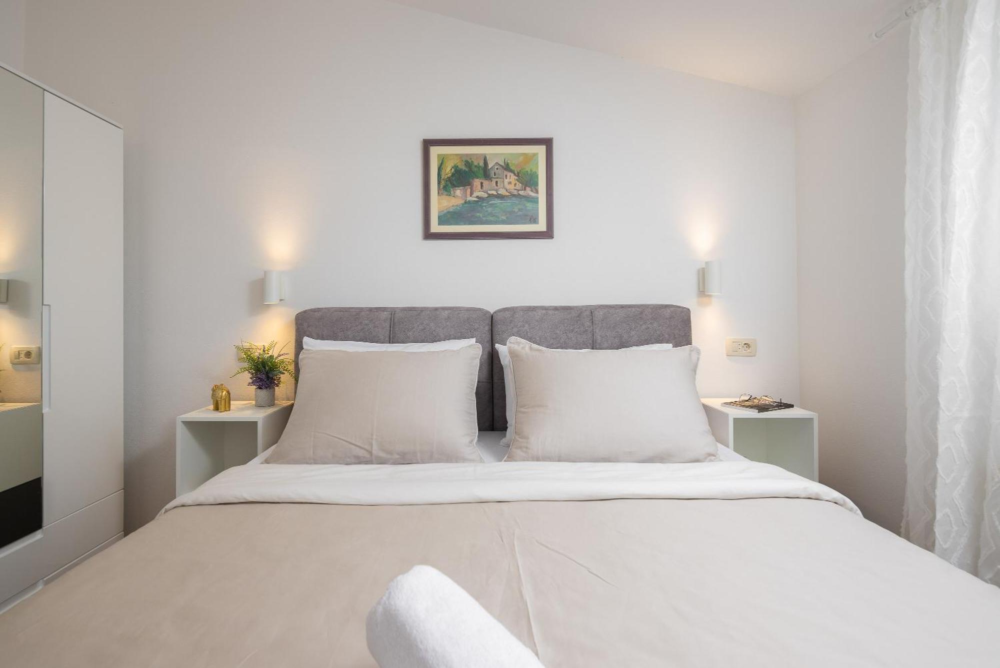 Holiday Residence Maja Katuni ภายนอก รูปภาพ