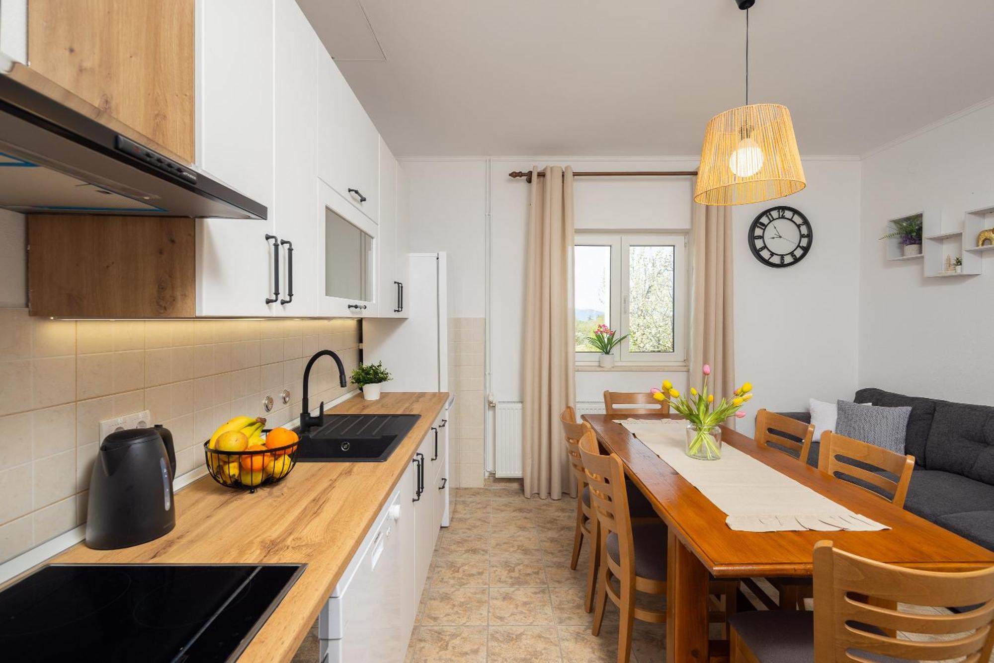 Holiday Residence Maja Katuni ภายนอก รูปภาพ
