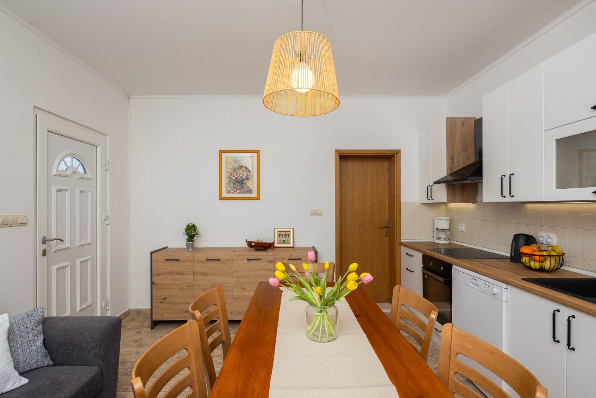 Holiday Residence Maja Katuni ภายนอก รูปภาพ