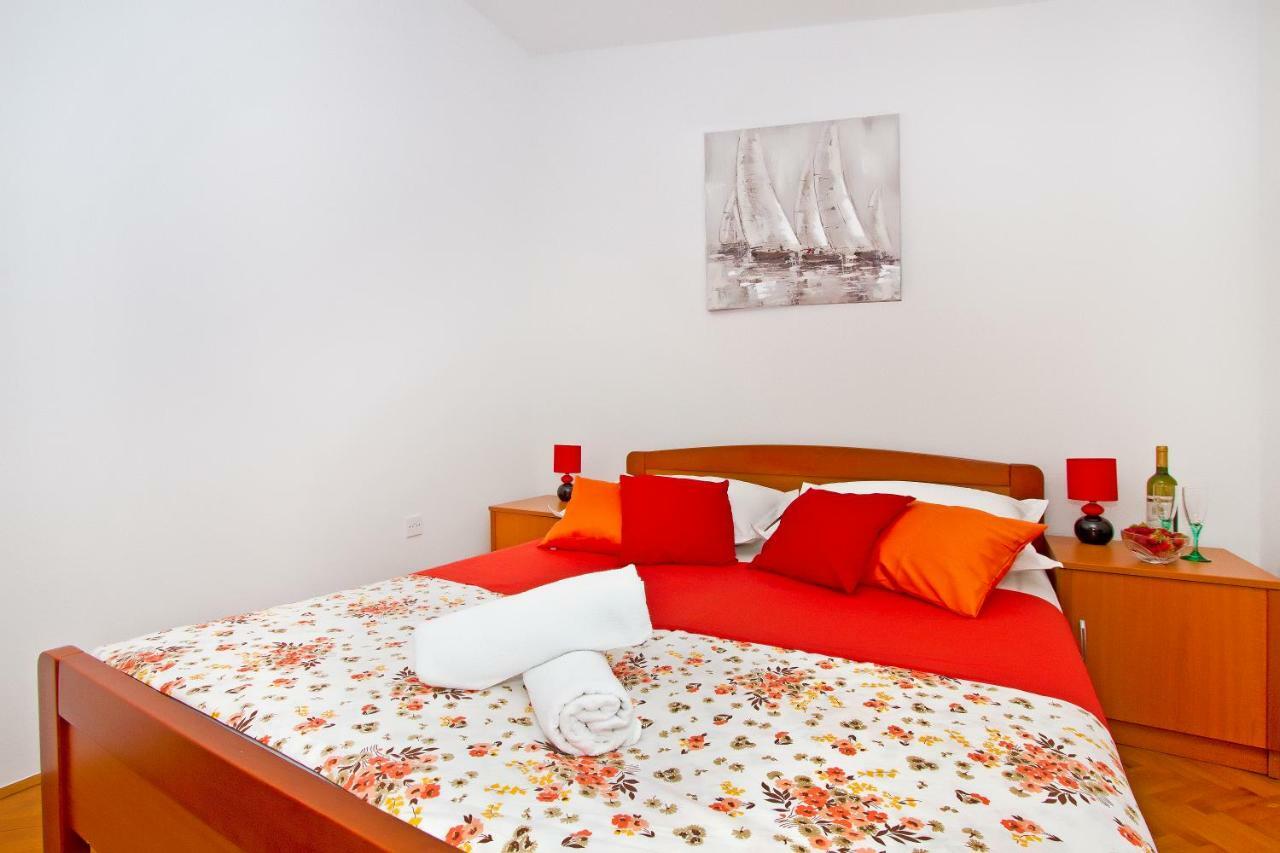 Holiday Residence Maja Katuni ภายนอก รูปภาพ