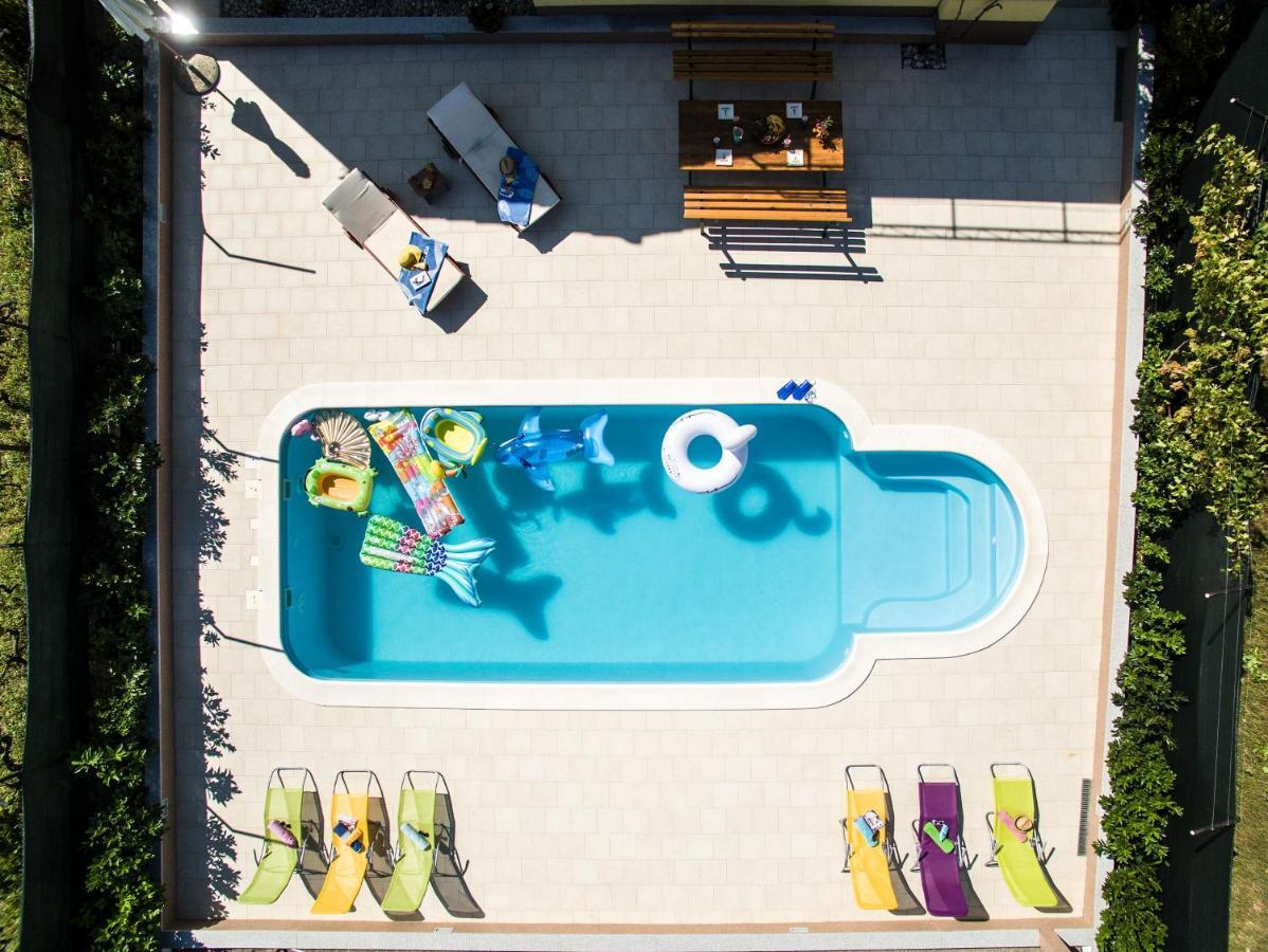 Holiday Residence Maja Katuni ภายนอก รูปภาพ
